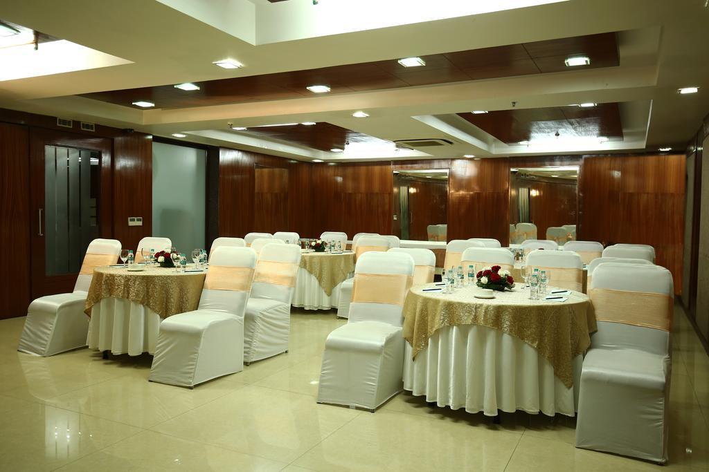 Evoke Lifestyle, Delhi 3* New Delhi